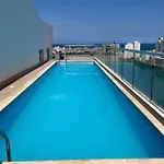 Apartamento Con Balcon Y Cerca Al Mar