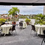 Art Gallery Hotel