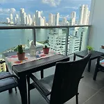 Lujoso Apartamento En Bocagrande