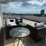 Los Alpes Edif Mile Habitacion Grande Privada Con Sala-Comedor Compartida