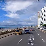 Apto cerca Centro Hist en Edf Frente a la playa