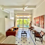 Cozy Apt Near Old City & Getsemani