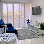 Apartamento Muy Cerca Al Mar De 3 Habitaciones
