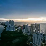 Comodidad, La Mejor Vista Al Mar Y Ubicacion En Cartagena