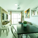 Acogedor Piso 5