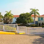 Casa Arcoiris: Espectacular Casa En Cartagena Con Acceso Directo A La Playa