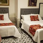 CastilloMar Hostel