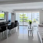 1 Bedroom Apartment Morros. Beach Access
