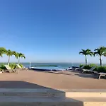 1 Bedroom Apartment Morros. Beach Access