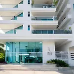 1 Bedroom Apartment Morros. Beach Access