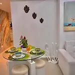 Beach Front Apartament
