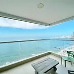 Phenomenal 2 Bedroom Suite With Oceanview Balcony!