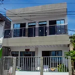 Charles Gomez