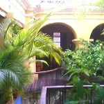 Charming Colonial Home With Pool, Walled City