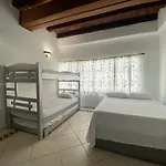 Muy Cerca Del Mar, Areopuerto Y Centro Historico