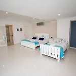 Casa Solarium, Aldaba Selection