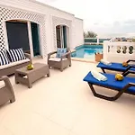 Casa Solarium, Aldaba Selection