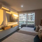 Beautiful, Remodeled Apartment In Spiaggia Building, Best Area Of Cartagena