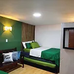 Beach House In La Boquilla Facing The Sea With Air Conditioning And Wifi