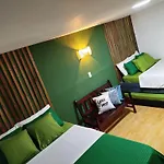 Beach House In La Boquilla Facing The Sea With Air Conditioning And Wifi