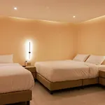 Dunia Suite