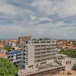 Unbeatable Location -Exclusive Views- Clock Tower