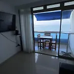 Refugio Maritimo En Laguito