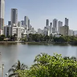 Aparta-Suites En Cartagena Junto A La Playa