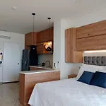 Cartagena Beach Resort 1102