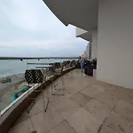 Encantador Apartamento Frente A La Playa