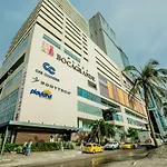 Cozy Apartament con excelente vista en Edificio de Lujo - Condominio h2 Regency