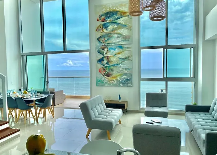 Duplex en condominio cerca a playa/casco histórico
