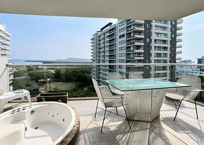 5* 2H con piscina, frente a la playa Morros. Wifi