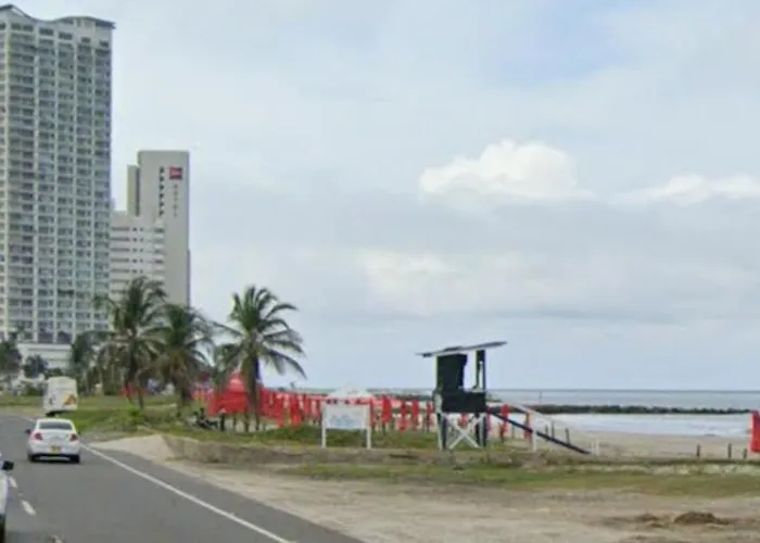 A Unos Pasos De La Playa