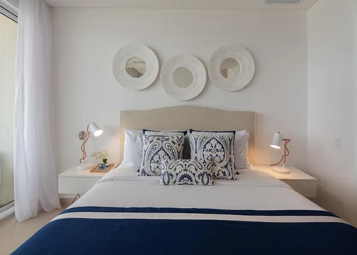 Classy 1 Bedroom Pool, Gym Near Downtown Cartagena By Huespedia