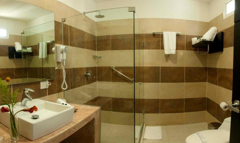Atlantic Lux Hotel 4*