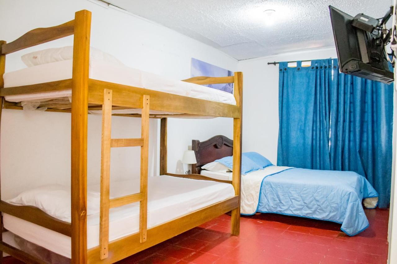 Hostel Ocean View *