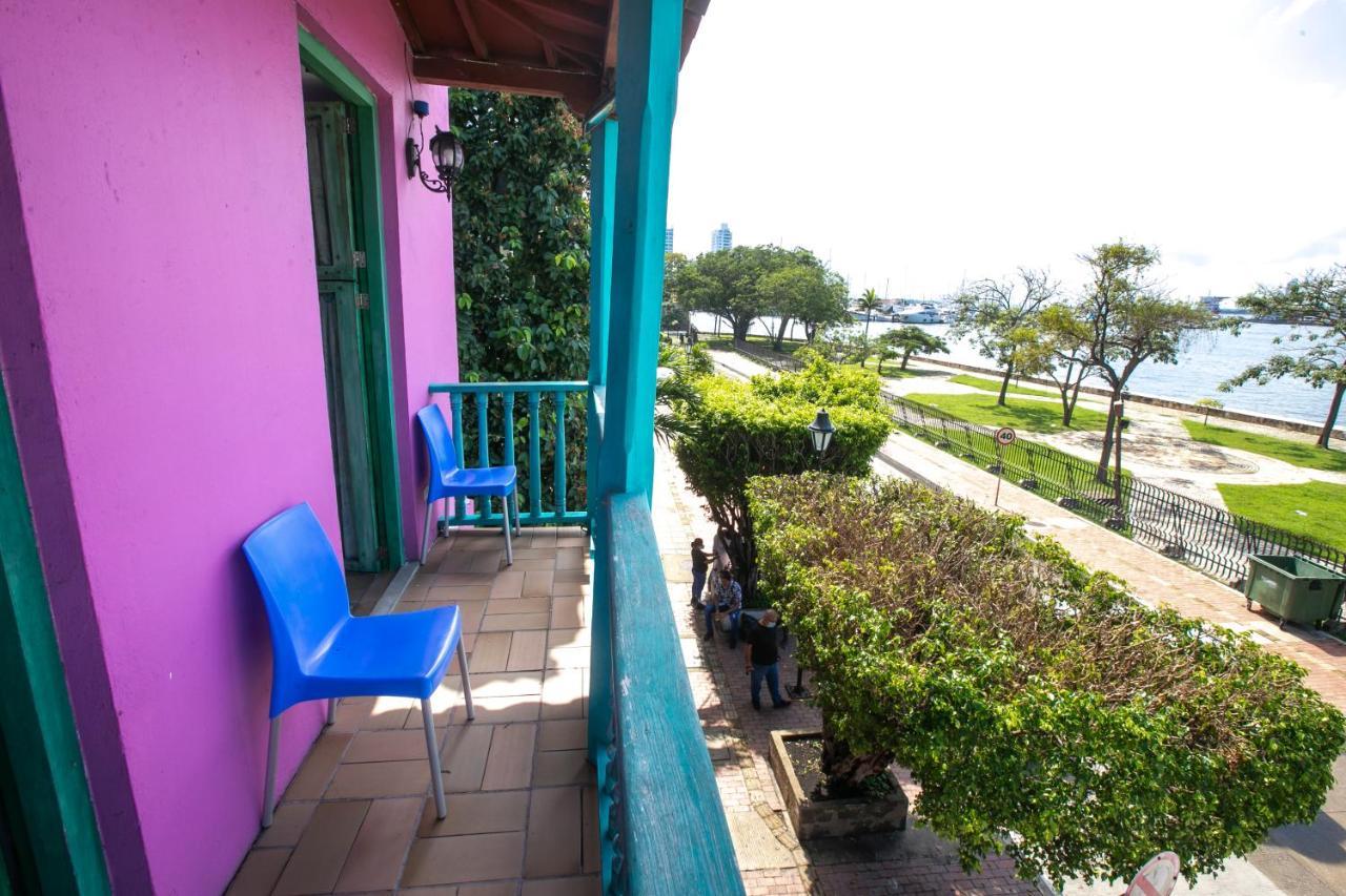 Mi Llave Hostels