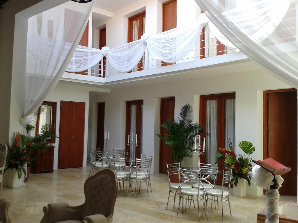 Casa Blanca Boutique 3*