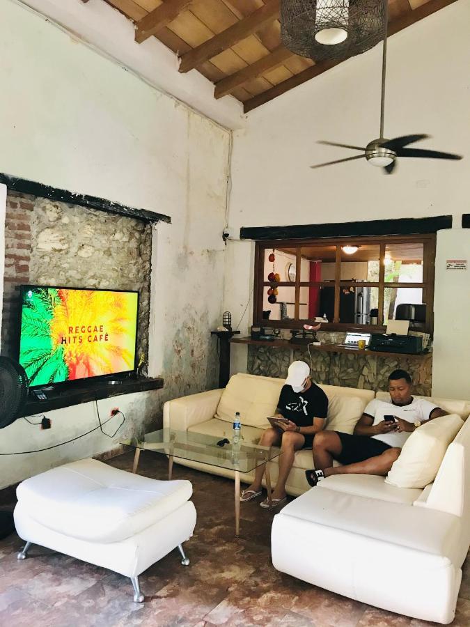 Guest house Casa Mama Waldy New