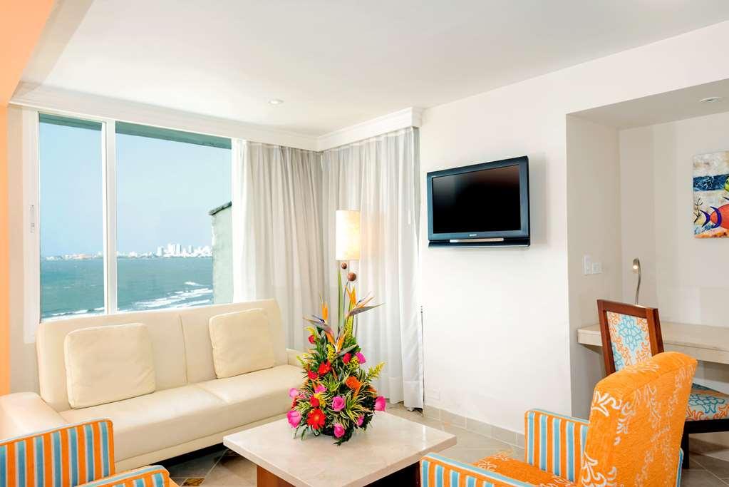 Dann Hotel 4*