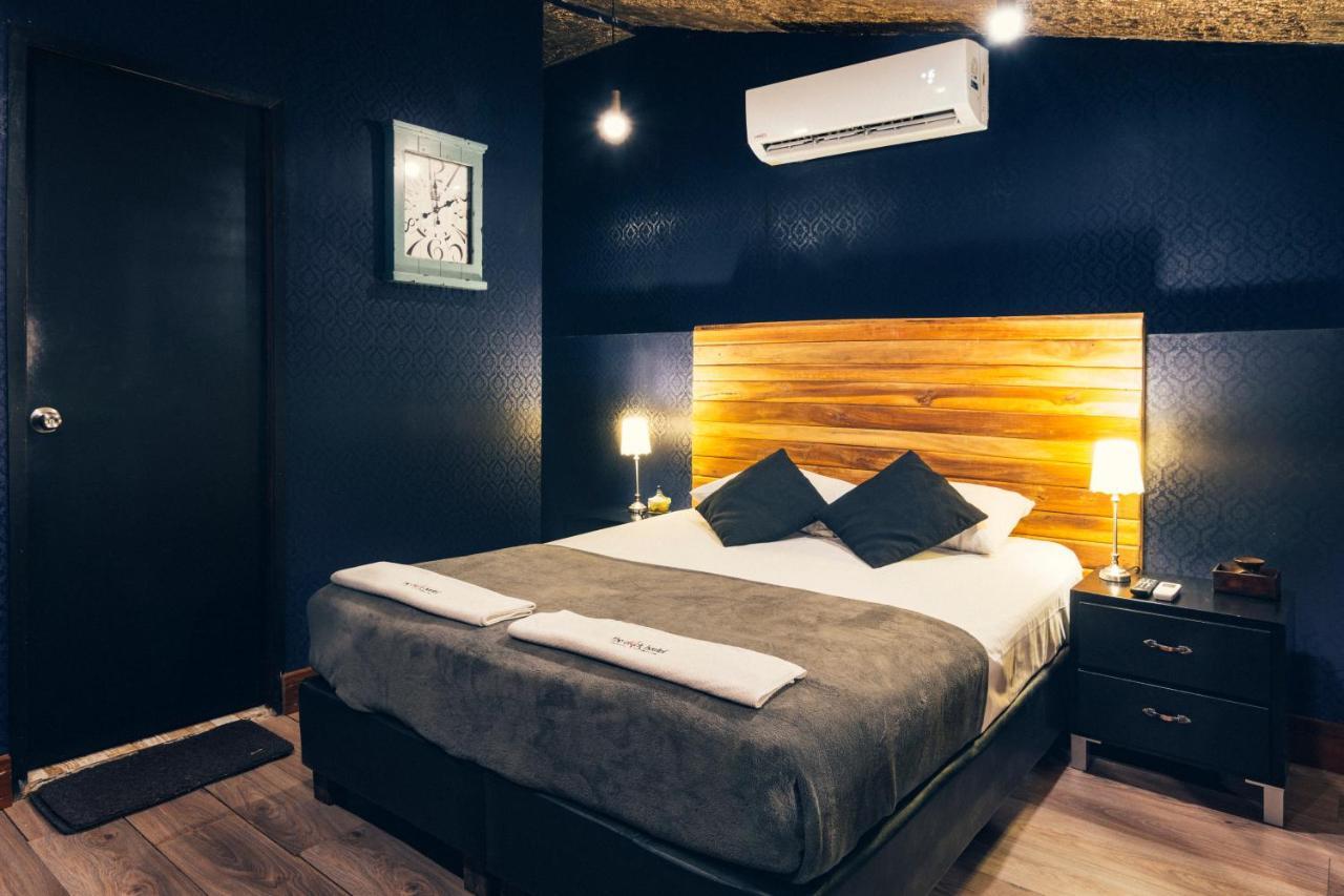 The Clock & Hostel Cartagena