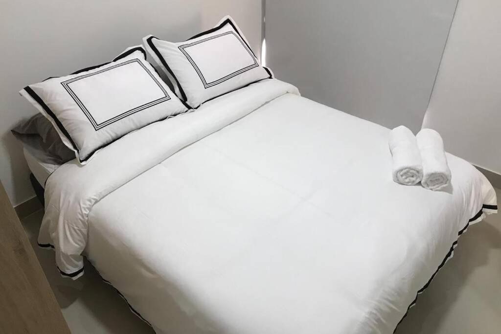 Apartamento Apto Con Vista Al Mar Caribe Cerca De Todo!!! *