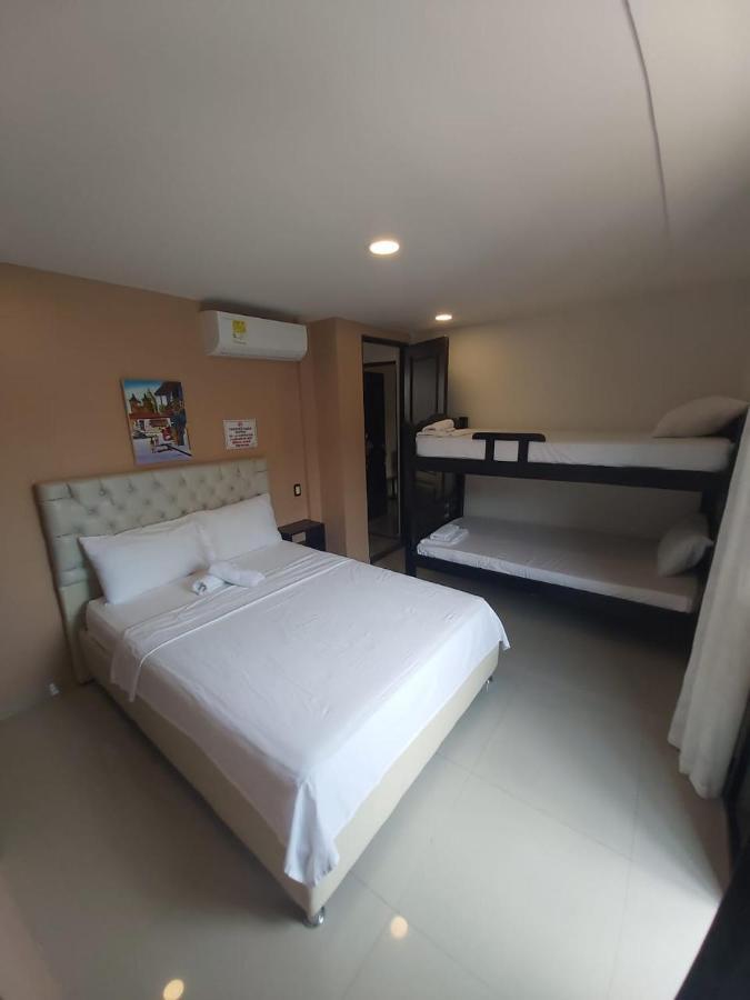 Hotel Casa Lopez 3*