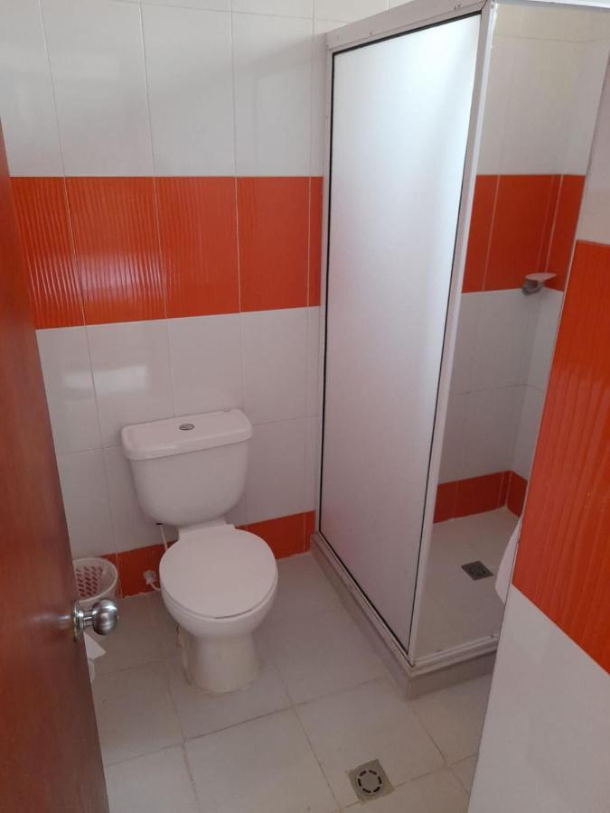 Bed & Breakfast Airport 3*