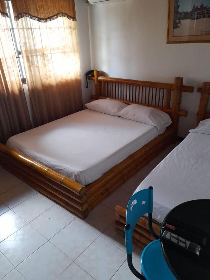 Bed & Breakfast Airport