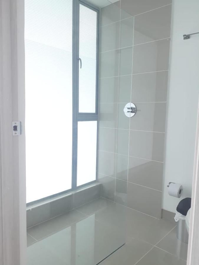 Cartagena, APARTAMENTO EN EDIFICIO CON SALIDA A LA PLAYA Apartamento Cartagena