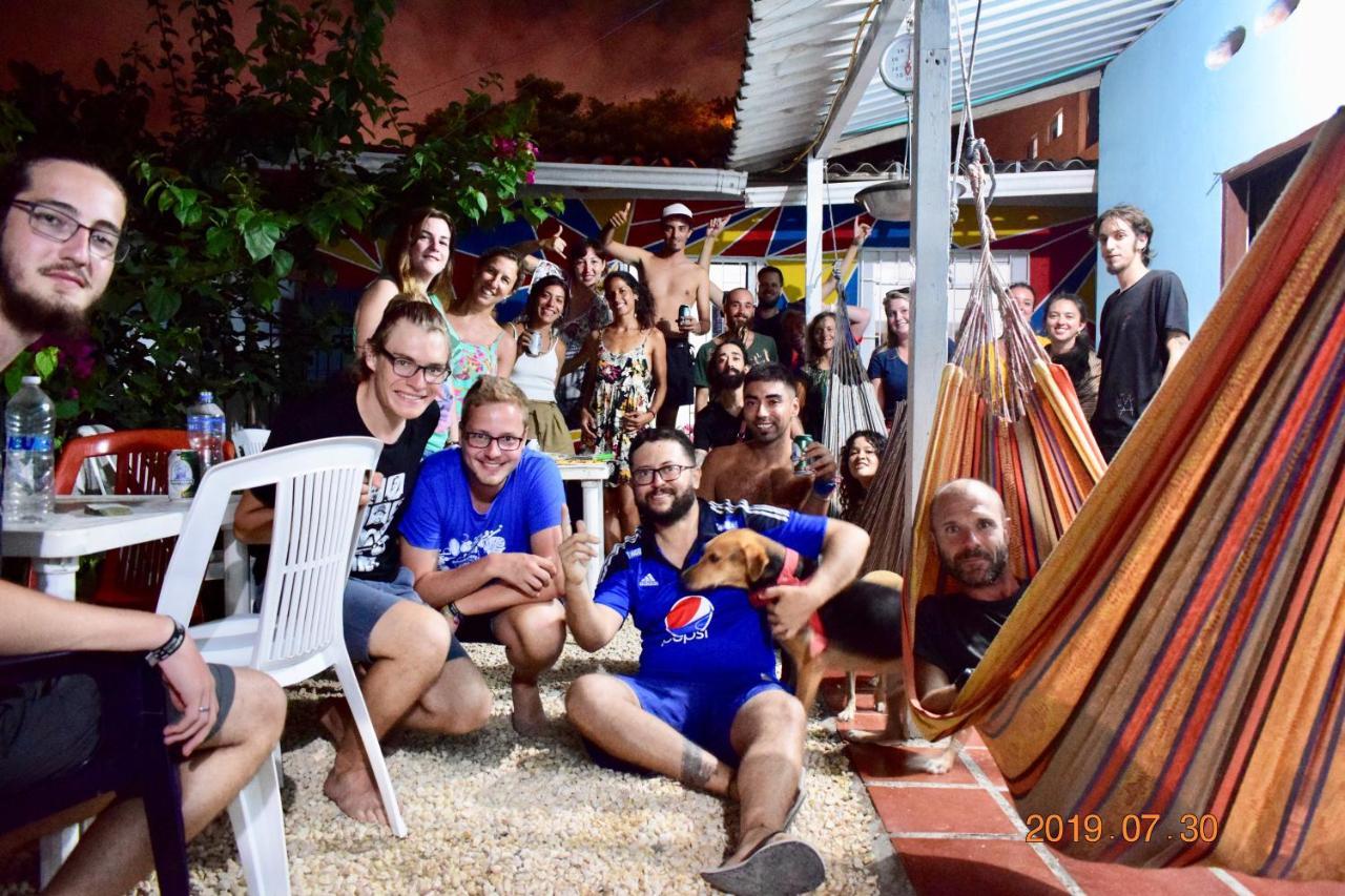 Hosting And Travel Services 420 Hostel Cartagena