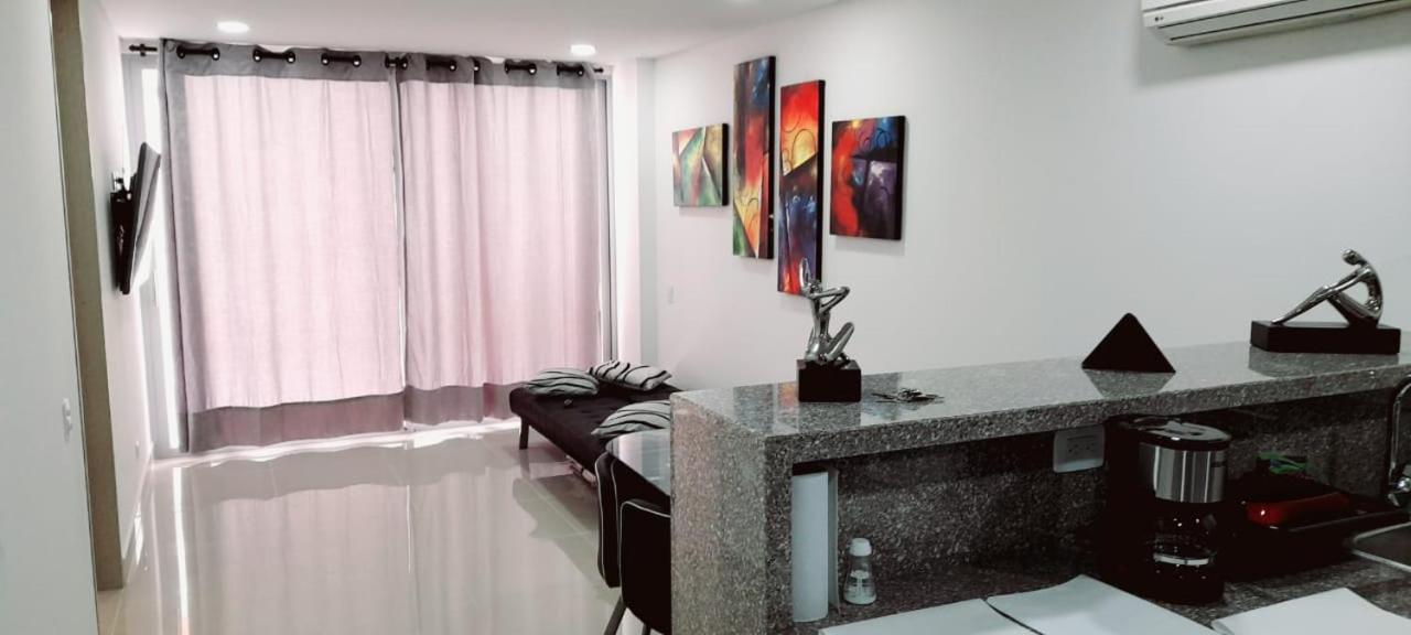 Ocean Drive 411 Apartment