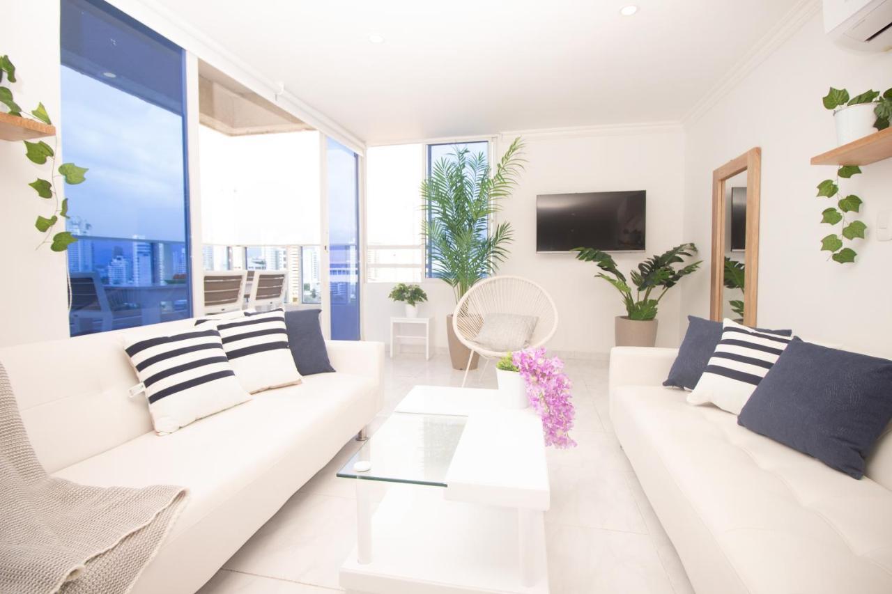Riviera Del Mar - Livin Colombia Apartment *
